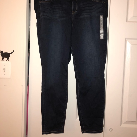NWT Lovesick Dark Wash Skinny Jeans - Size 20 - Picture 2 of 4